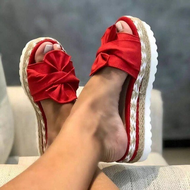 Mune Fashion | Orthopedic Fashion Design Sandals