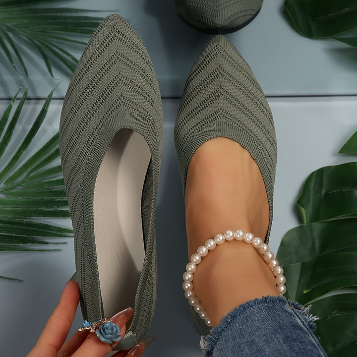 Comfortable flat shoes for women