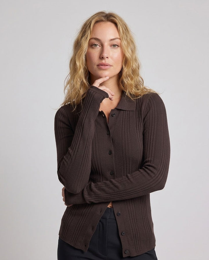 Women's Ribbed Fine Knit Cardigan with Shirt Collar and Continuous Button Placket Mune Fashion