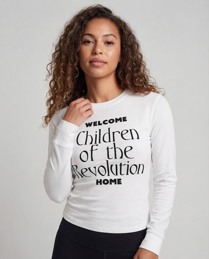 Women's Fitted Cropped Long Sleeve Shirt with Statement Print Mune Fashion