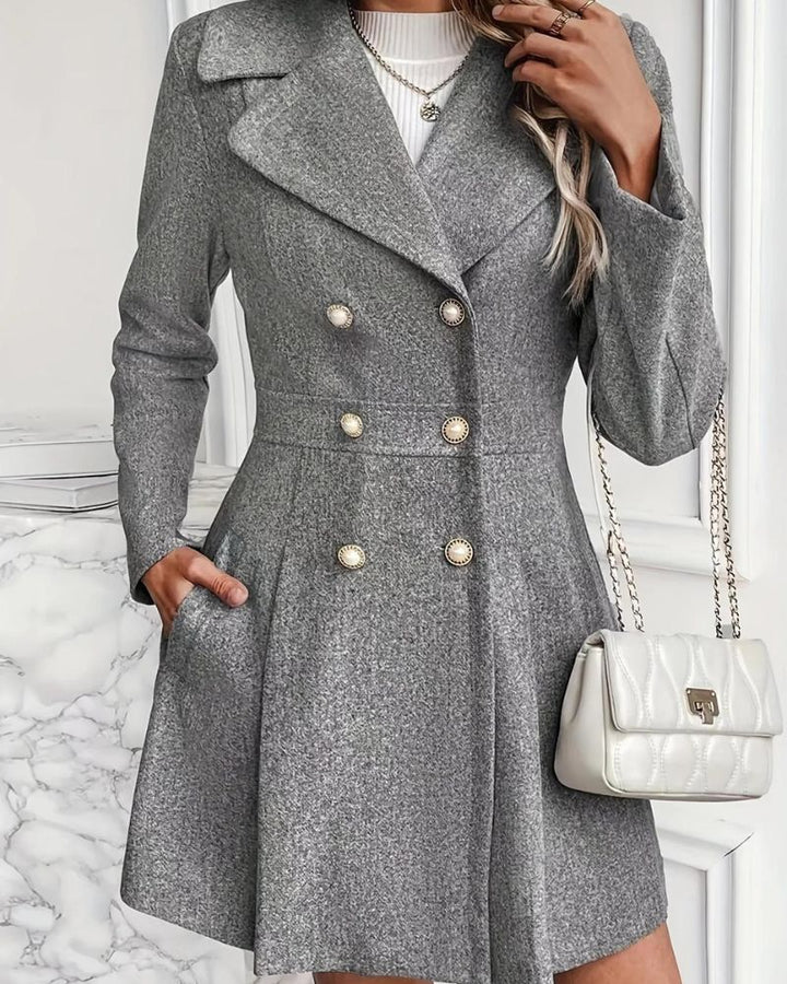 Mune | Elegant Pleated Wool Coat