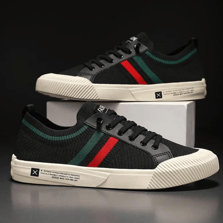 Breathable men's sneakers