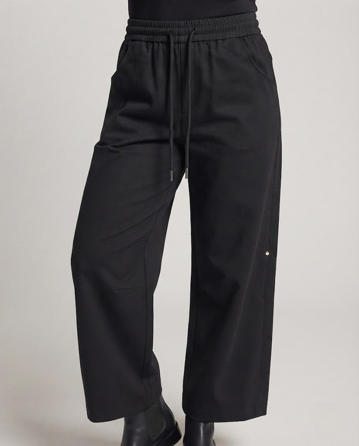 Women's Comfortable and Stylish Relaxed Fit Jogging Pants Mune Fashion
