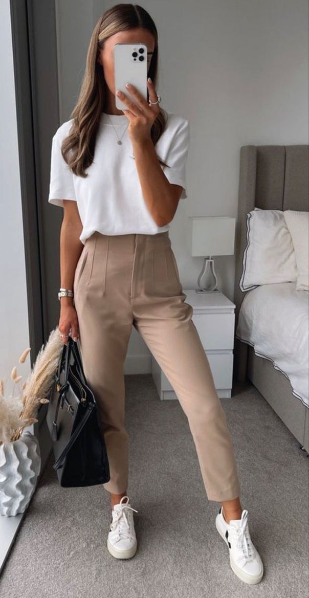 Mune Fashion | Elegant Knit-Free Pants for All Occasions
