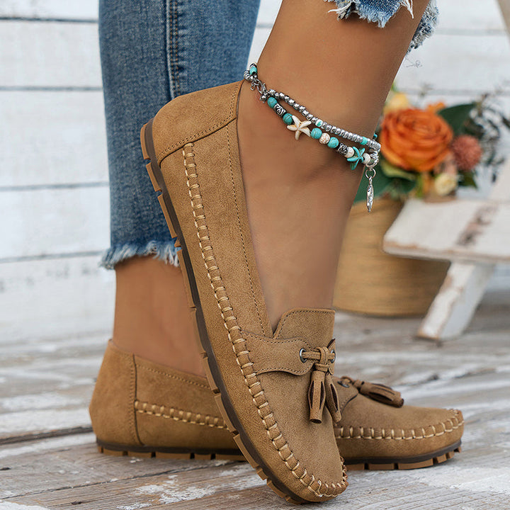 Mune Fashion | Classic Suede Slippers with Tassel Detail for Women