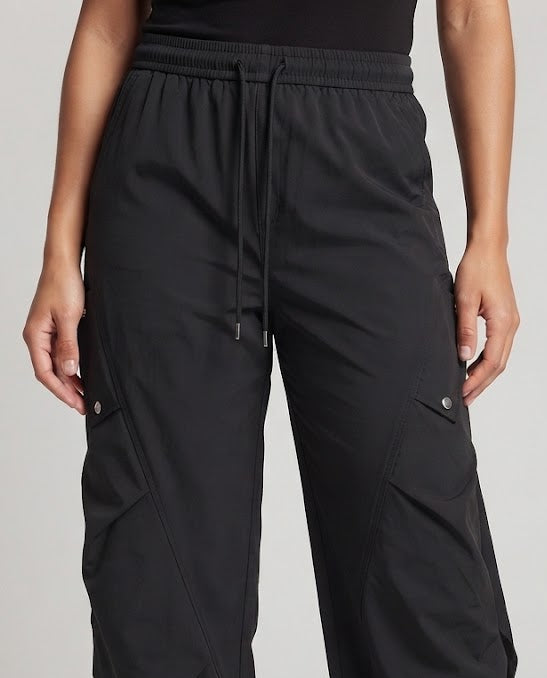 Women Fashion Cargo Pants with Loose Fit Mune Fashion