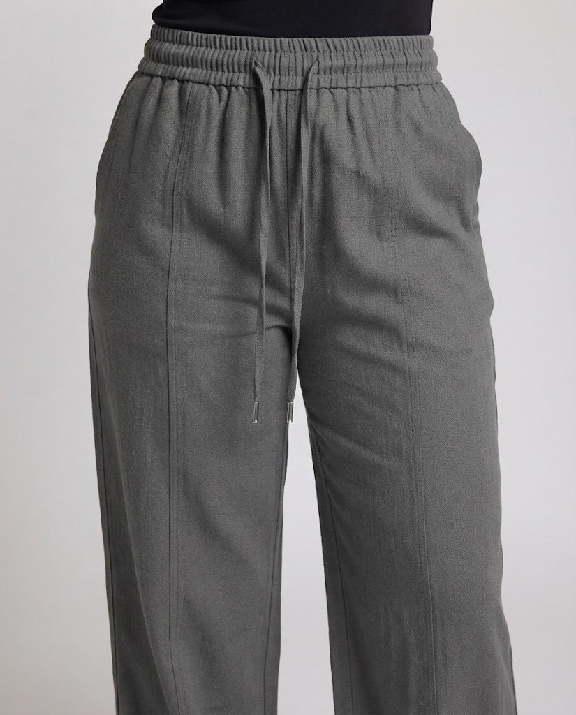 Ladies Comfortable and Wide Cut Chino Pants Mune Fashion