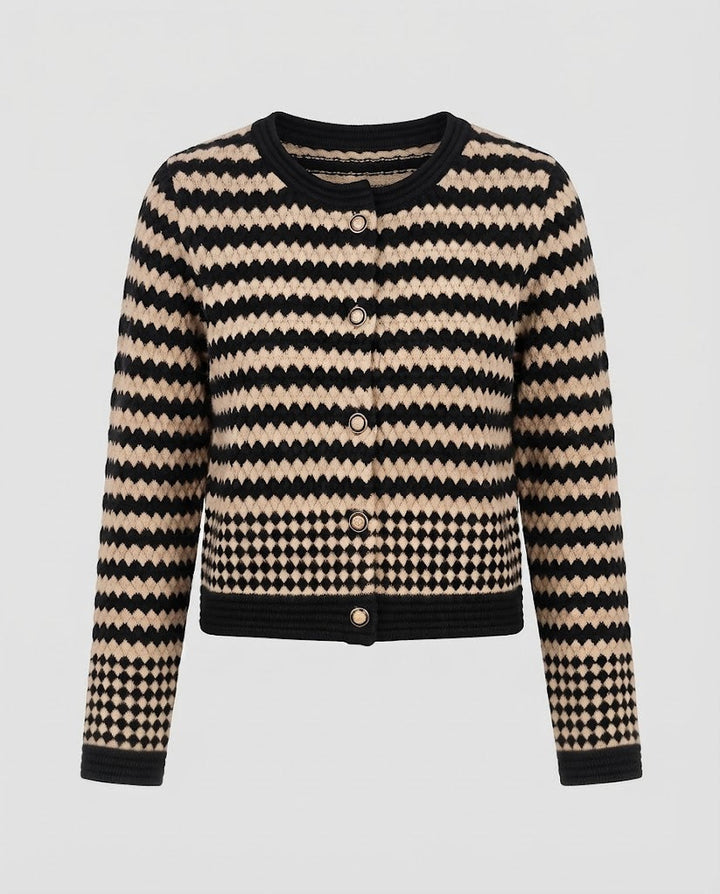 Women's Short Jacquard Cardigan in Graphical Houndstooth and Diamond Pattern with Pearl Button Placket Mune Fashion