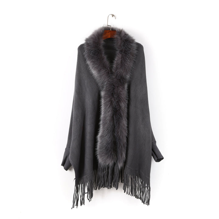 Women's poncho with faux fur collar and fringes Mune Fashion