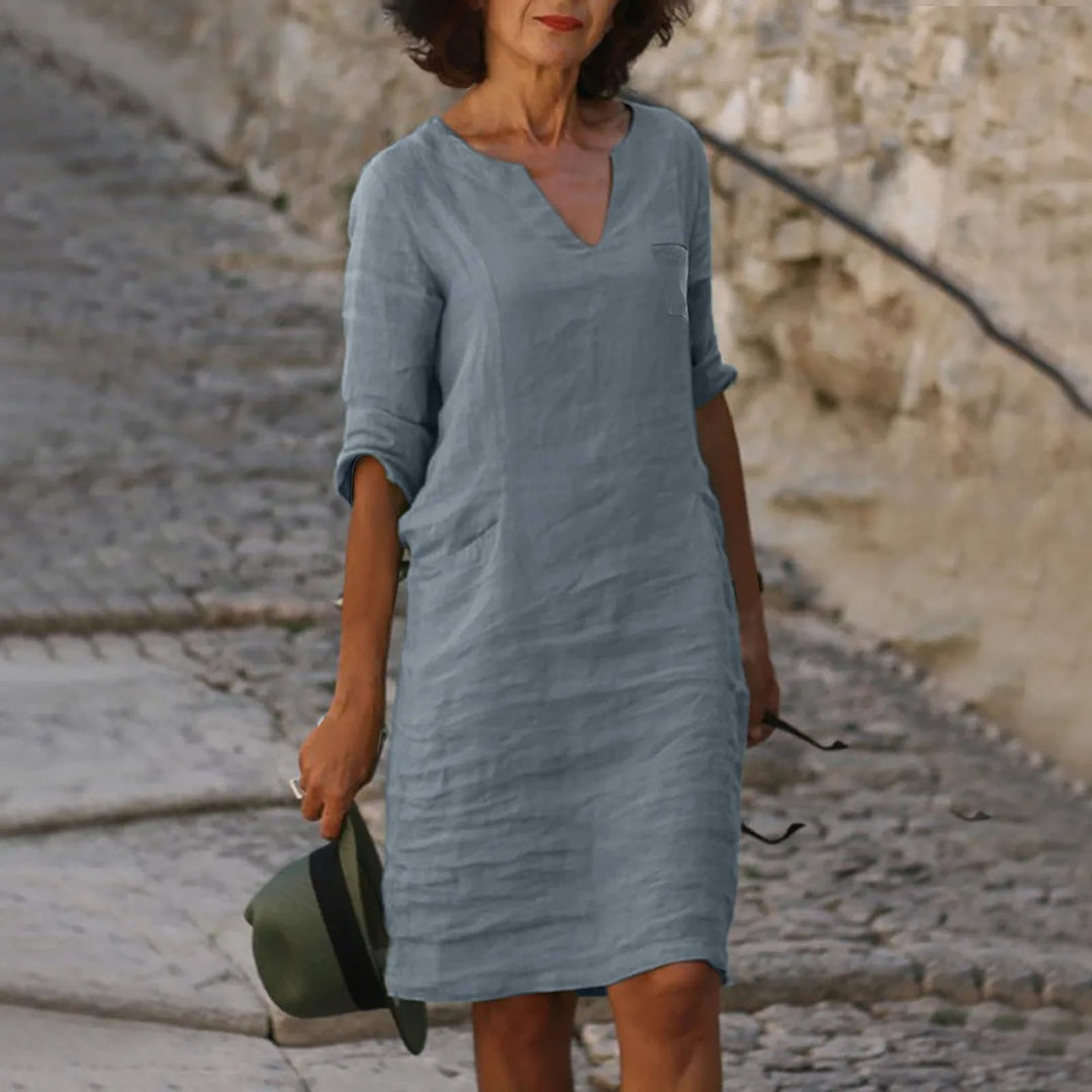 Linen shift dress with V-neck and pockets