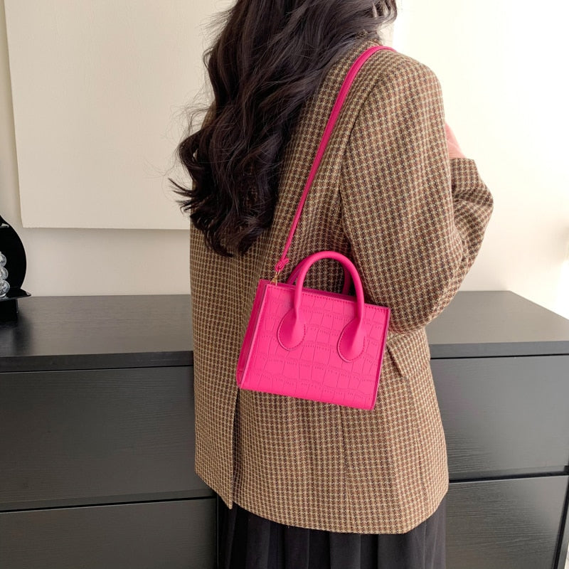 Mune | Divina Small-Sized Clutches Handbag
