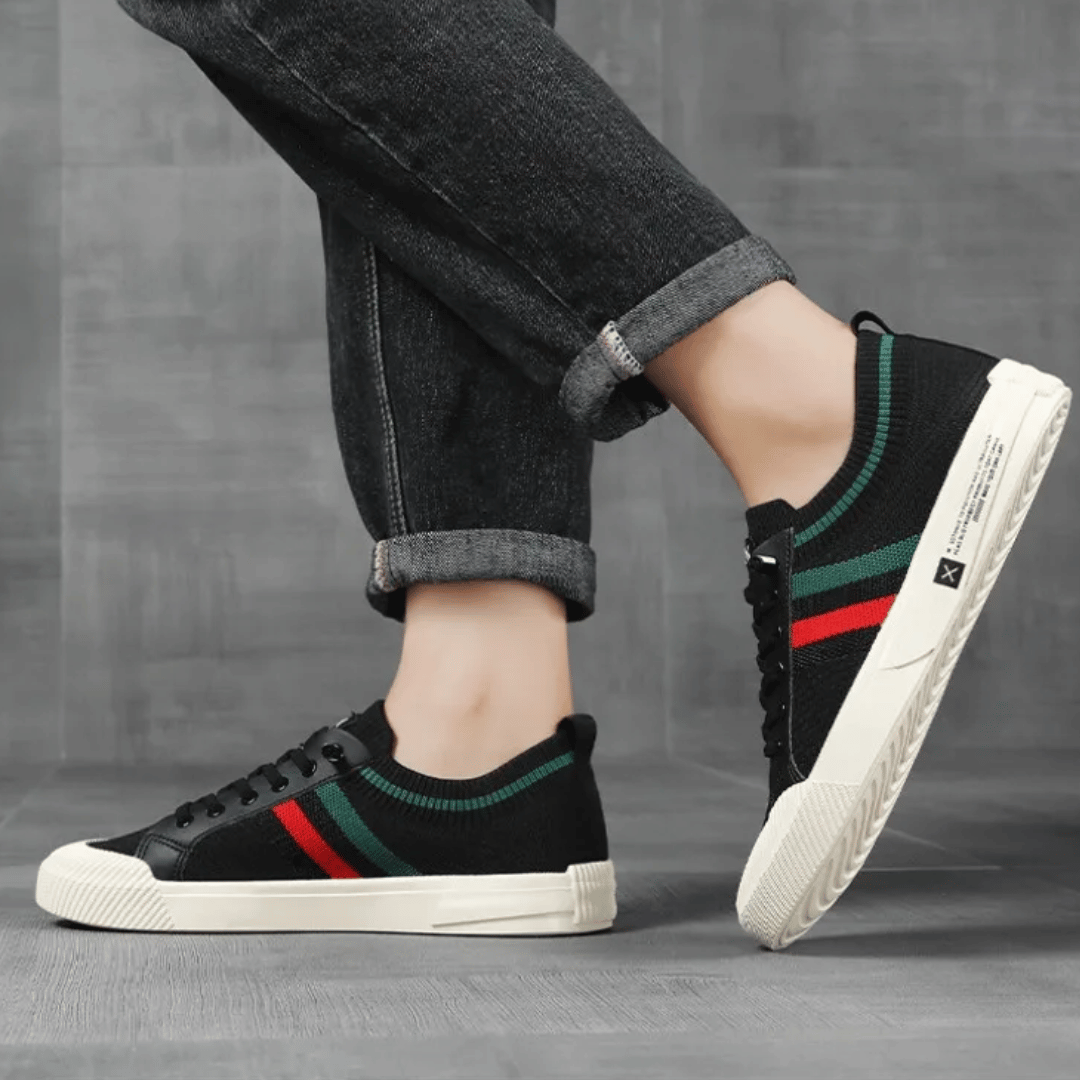 Breathable men's sneakers
