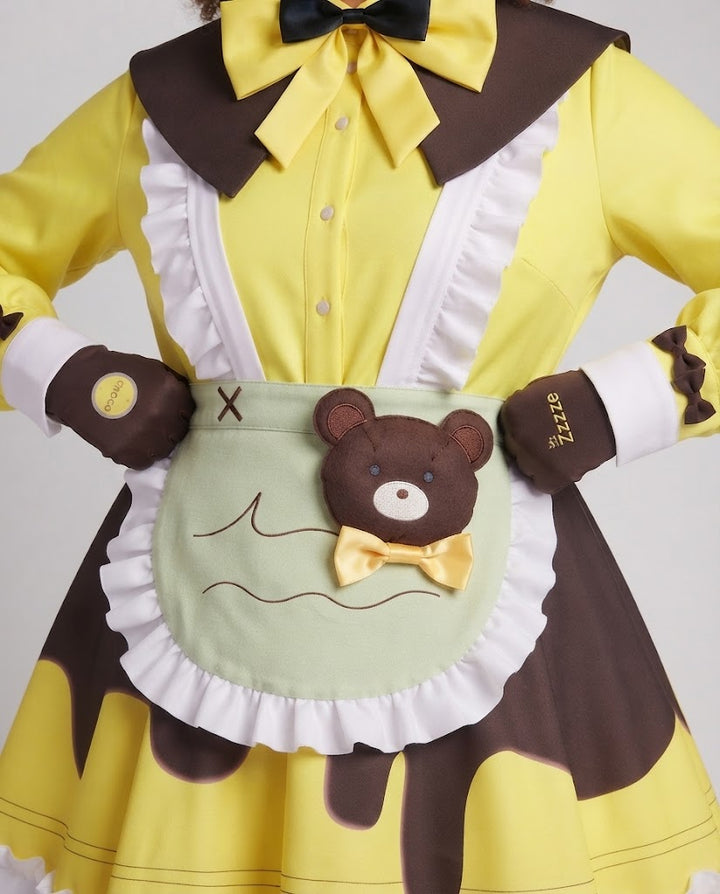 Ladies costume dress with animal motifs and various accessories Mune Fashion
