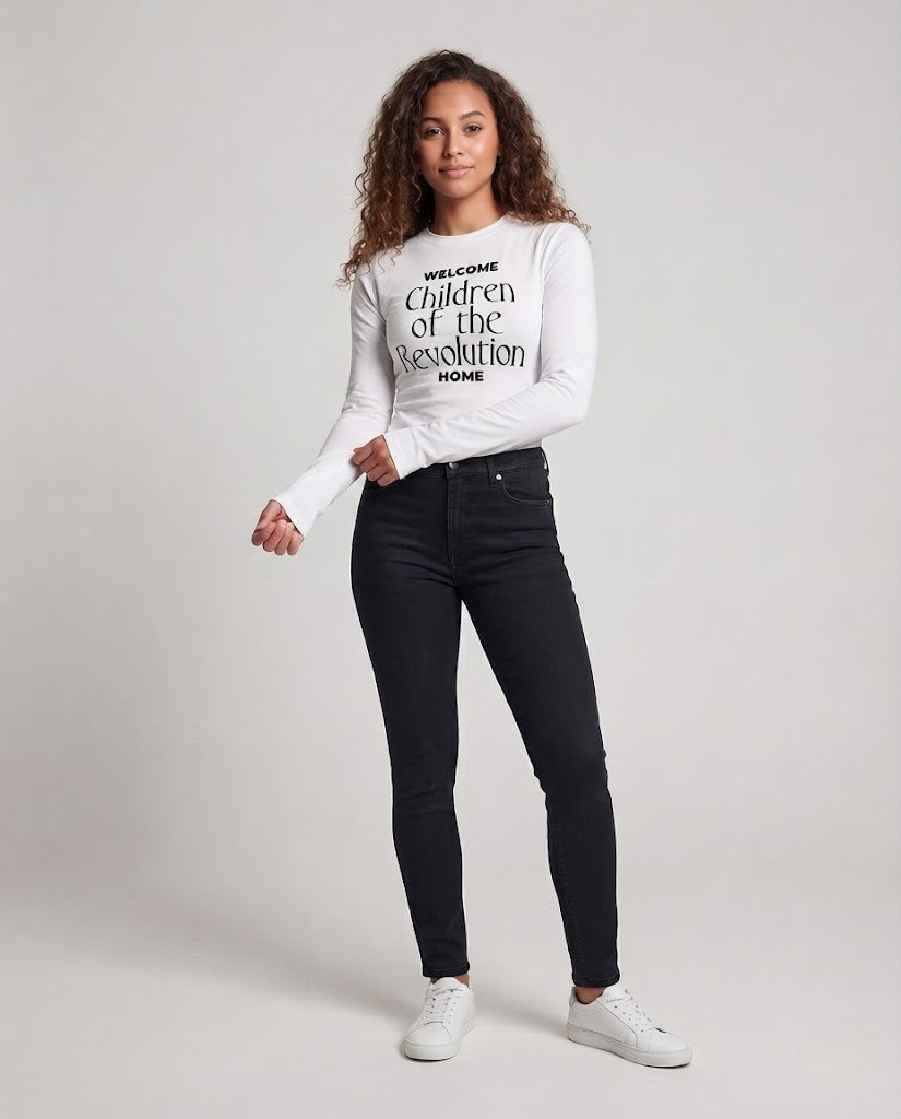Women's Fitted Cropped Long Sleeve Shirt with Statement Print Mune Fashion