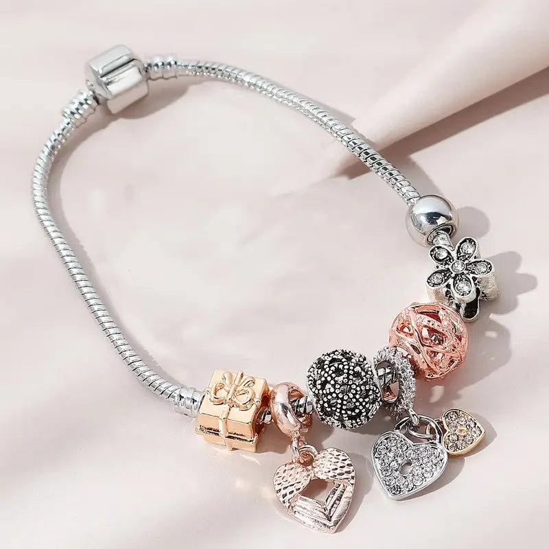 Mune Fashion Stylish bracelet with rhinestones and flowers