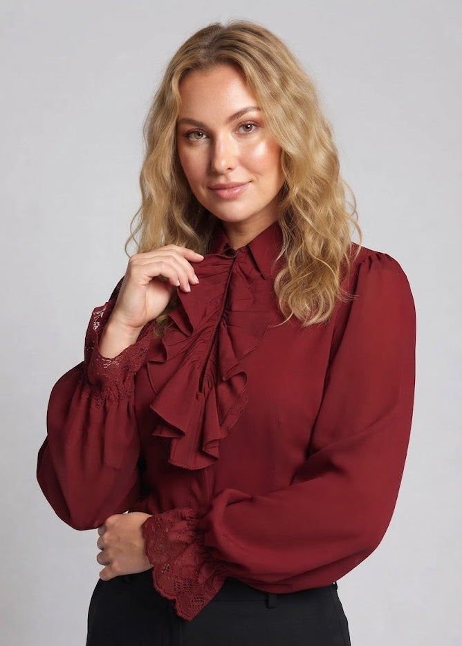 Women Ruffled Blouse with Elegant Collar Area Mune Fashion