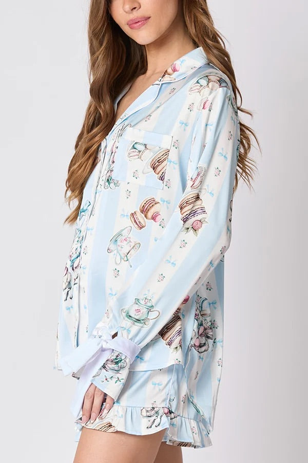 Mune | Christmas Fashion Printed Bow Top and Elastic Waist Ruffle Shorts Set