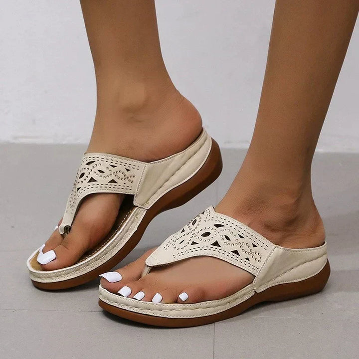 Orthopedic toe separators