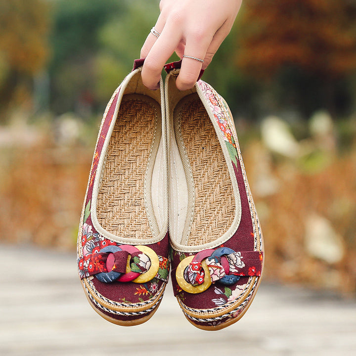 Women's floral textile slippers with low wedge heel, decorative ring application and cushioned comfort footbed Mune Fashion