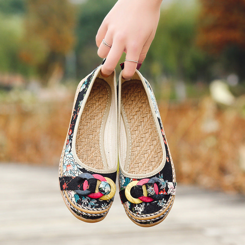 Women's floral textile slippers with low wedge heel, decorative ring application and cushioned comfort footbed Mune Fashion