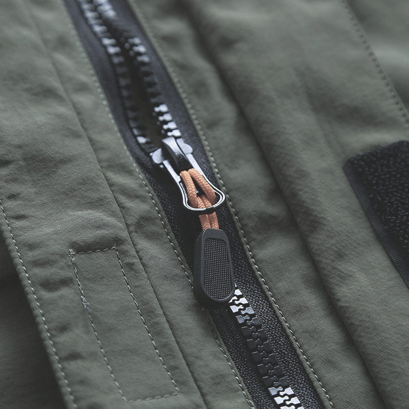 Men's lightweight hooded utility jacket with wind protection and multiple pockets Mune Fashion