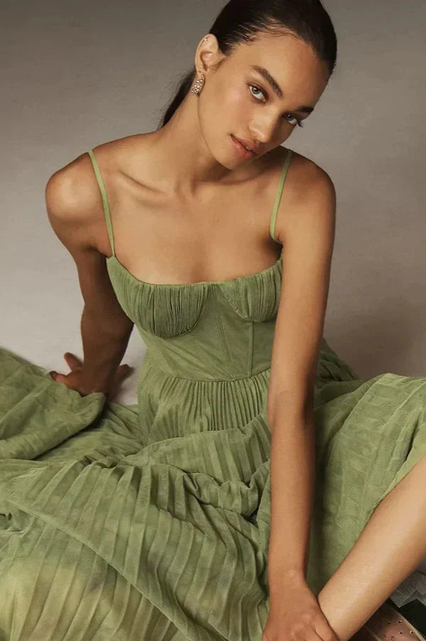 Mune | Elegant Pleated Fit & Flare Midi Dress