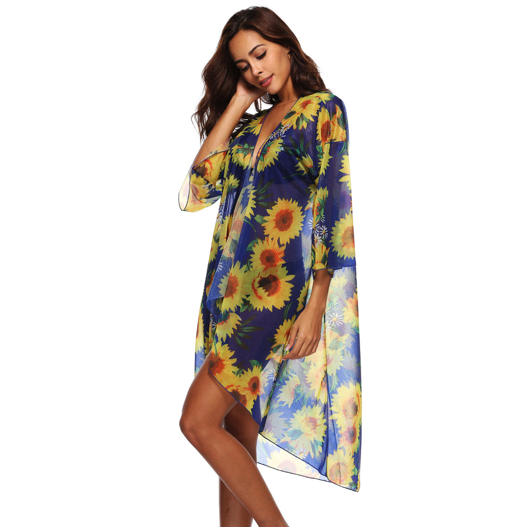 Women's airy beach kimono with floral patterns Mune Fashion