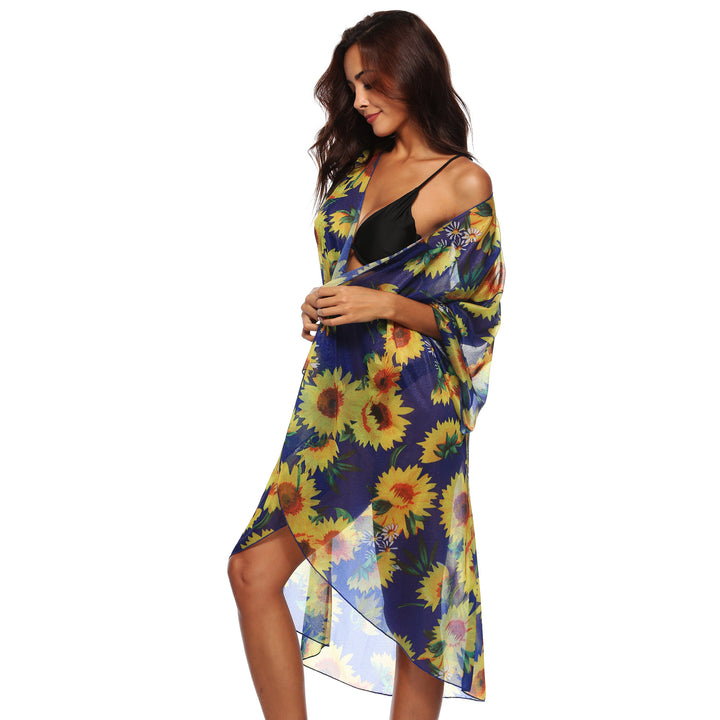Women's airy beach kimono with floral patterns Mune Fashion