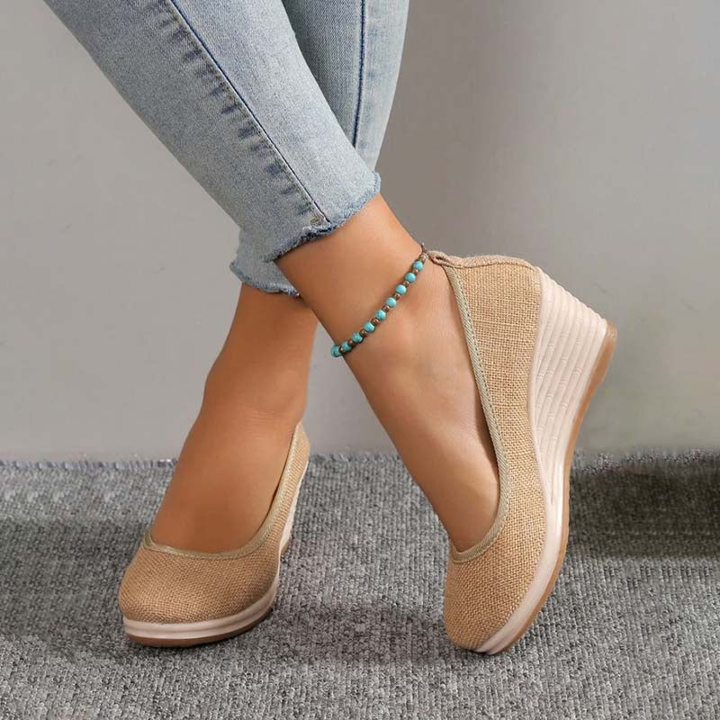 Casual wedge shoes