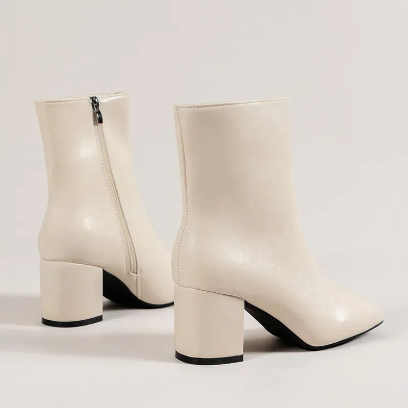 Mune | Elegant and Versatile Ankle Boots