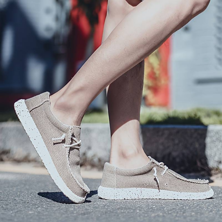 Feather-light comfort shoes