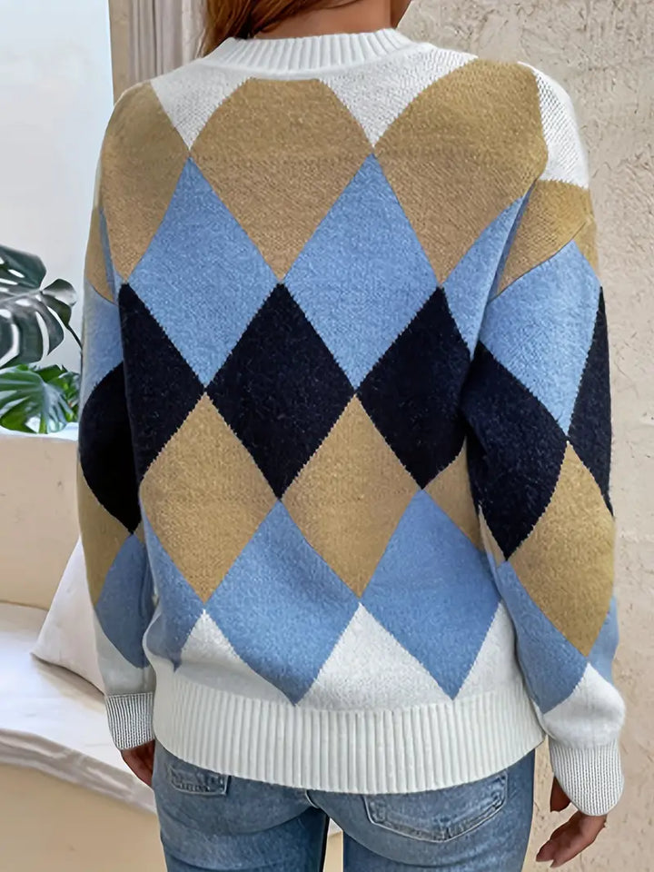 Mune | Check pattern round neck sweater for timeless elegance