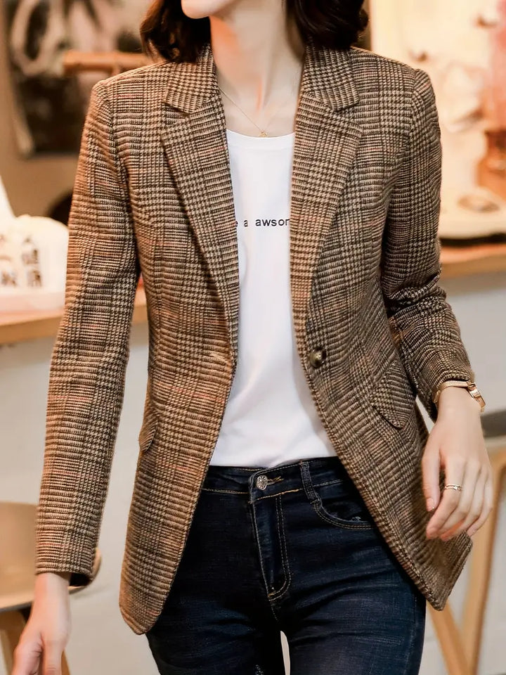Mune | Checkered Blazer with Lapels and One Button