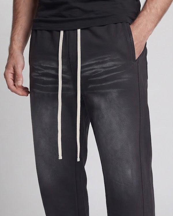 Unisex Locker cut jogging pants with extended drawstring, decorative seams, and used-fade effect Mune Fashion