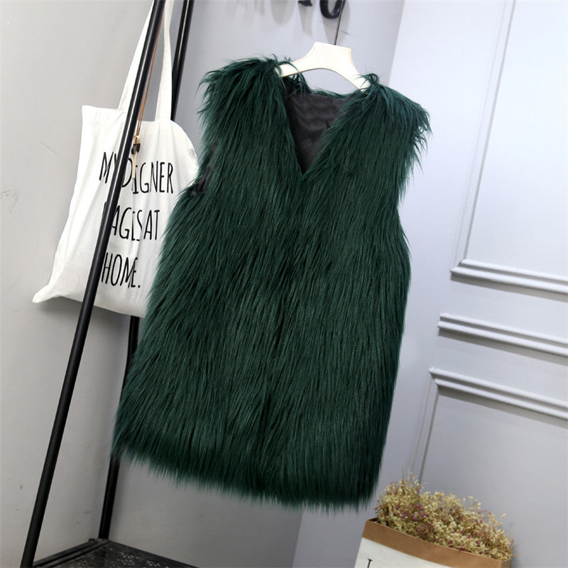 Ladies Fashionable Faux Fur Vest In Trendy Oversized Cut Mune