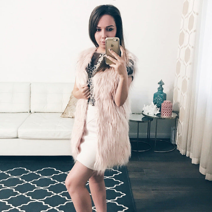 Ladies Fashionable Faux Fur Vest In Trendy Oversized Cut Mune