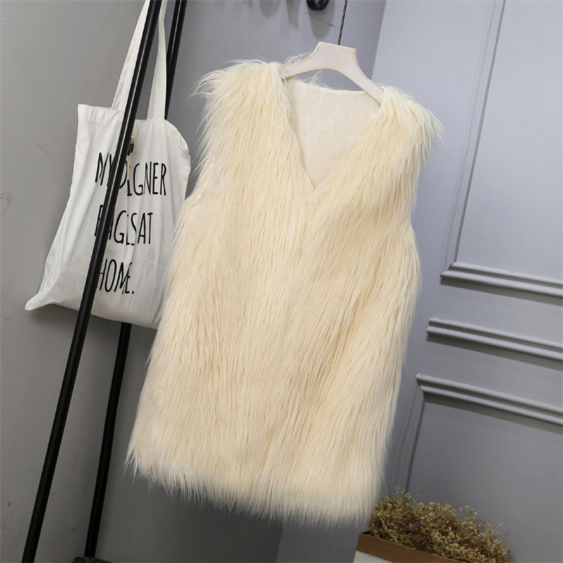 Ladies Fashionable Faux Fur Vest In Trendy Oversized Cut Mune