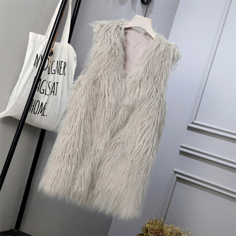 Ladies Fashionable Faux Fur Vest In Trendy Oversized Cut Mune