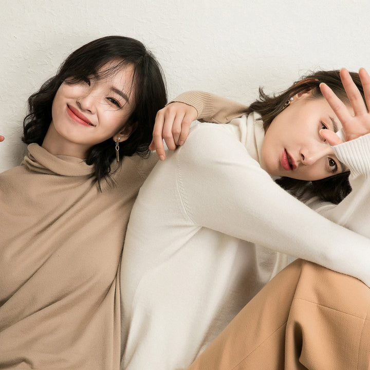 Women lightweight fine-knit roll-neck sweater with slim fit Mune Fashion