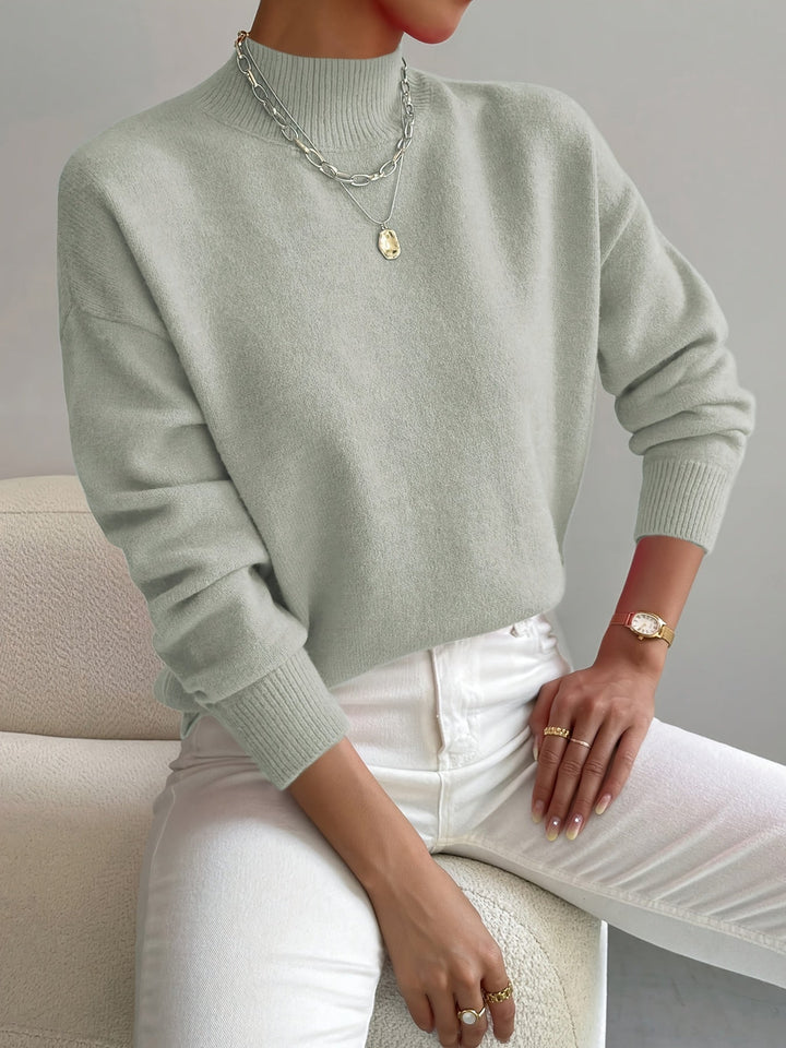 Mune | Elegant Turtleneck Sweater