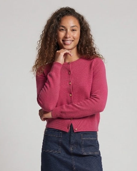 Women's Boxy Button Cardigan made of fine knit with gold shimmering decorative buttons and ribbed finishes Mune Fashion