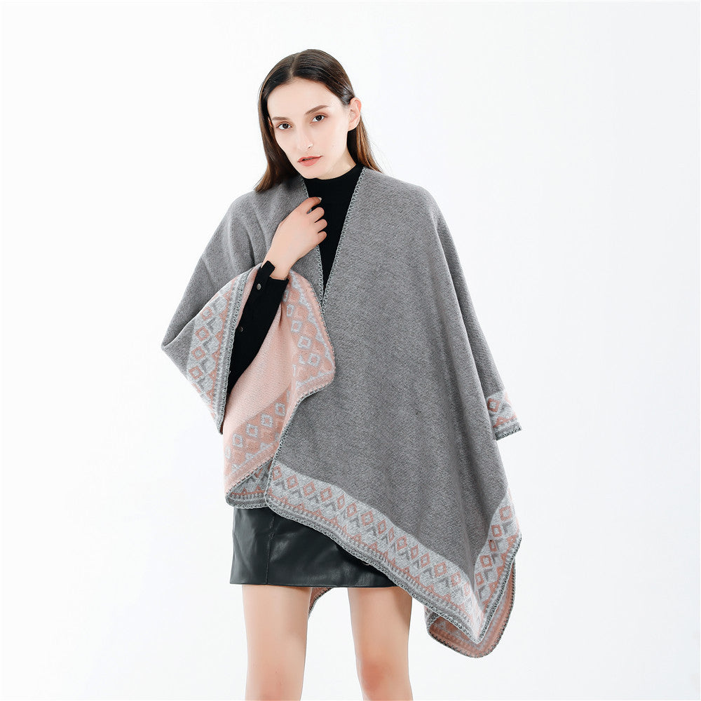Women Oversize Doubleface Ruana with woven border and soft wool blend Mune Fashion