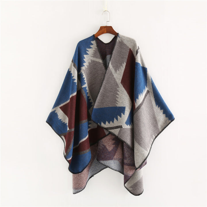 Women's Oversized Geometric Jacquard Poncho made of Wool Blend Mune Fashion