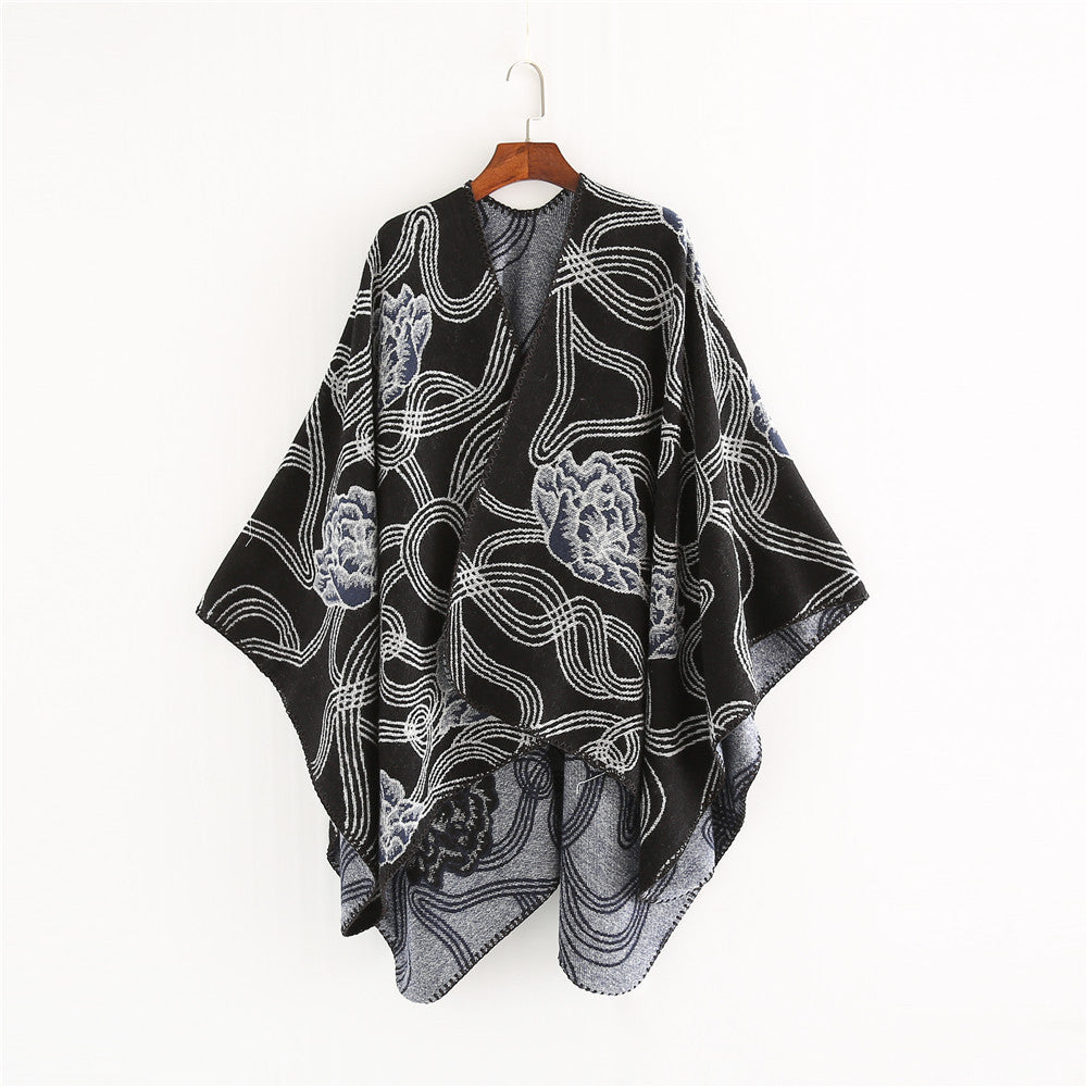 Women's Jacquard Ruana with floral relief and contrasting overlock seam Mune Fashion