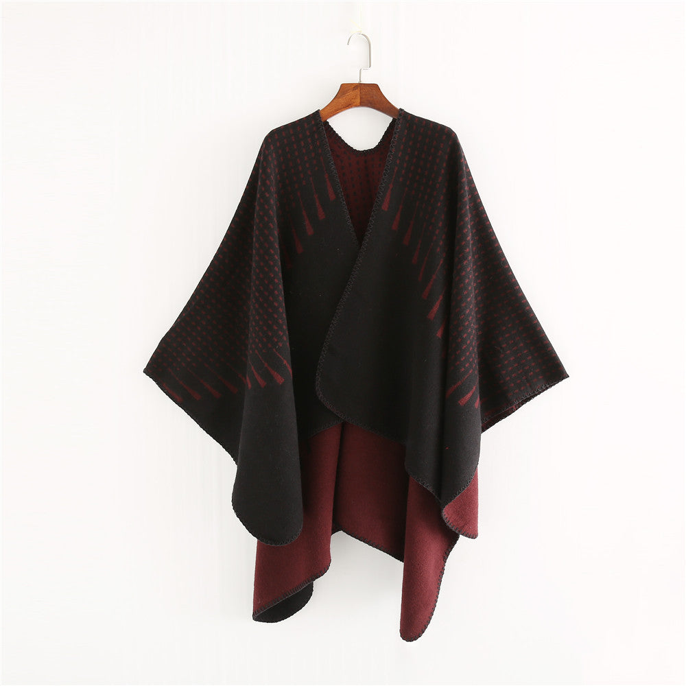 Women's Double Wool Mix Cape with Reversible Jacquard and Boxy Ruana Silhouette Mune Fashion