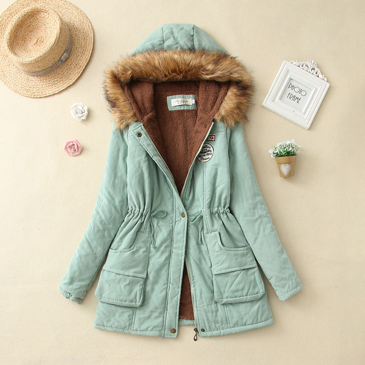 Women's winter parka with cozy teddy lining, tailored drawstring and detachable hood Mune Fashion