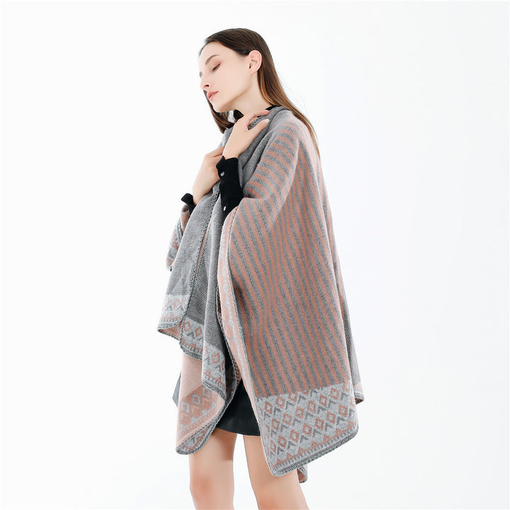Women Oversize Doubleface Ruana with woven border and soft wool blend Mune Fashion