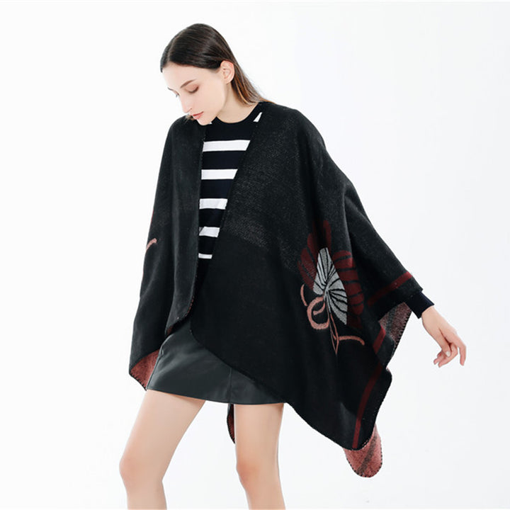 Women's Jacquard Ruana with floral intarsia pattern and two-tone reversible edge Mune Fashion