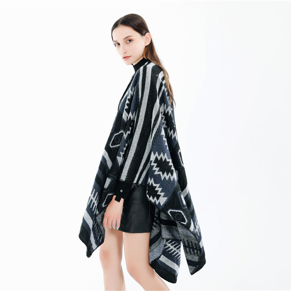 Women's Woven Jacquard Ruana Poncho with Geometric Ethno Pattern Mune Fashion