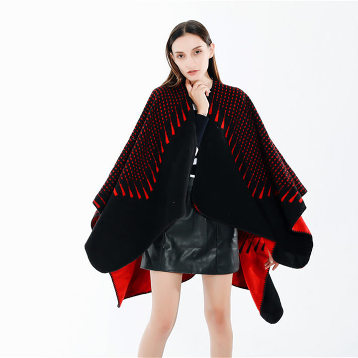 Women's Double Wool Mix Cape with Reversible Jacquard and Boxy Ruana Silhouette Mune Fashion